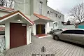комерційна за адресою Левітана вул., 105б