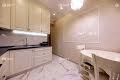 квартира за адресою Конституції пл., 20