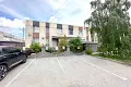 комерційна за адресою Металургів вул., 4