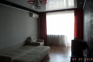квартира за адресою Космонавтів вул., 3