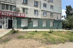 комерційна за адресою Георгія Ґонґадзе вул. (Паризької Комуни), 28