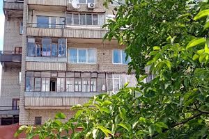квартира за адресою Тролейбусна вул., 12