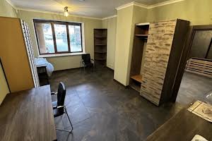 комерційна за адресою Бишівська вул., 1