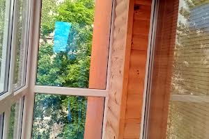 квартира за адресою Космонавтів вул., 20
