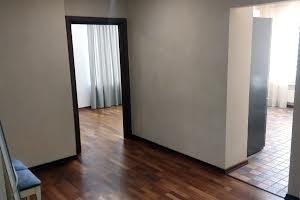 квартира за адресою Владислава Бувалкіна вул., 44а