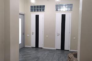 комерційна за адресою Одеса, Тираспольська пл., 90
