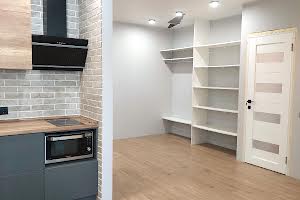 квартира за адресою Козакевича вул., 29