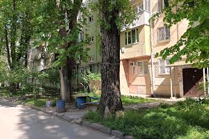квартира за адресою Євгена Танцюри вул., 44