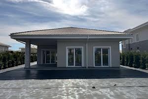 дом по адресу с. Вишенки, храмова, 36
