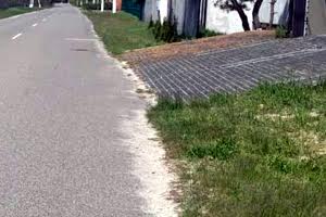 участок по адресу Центральна
