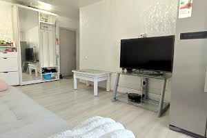 квартира за адресою Калинова вул., 102