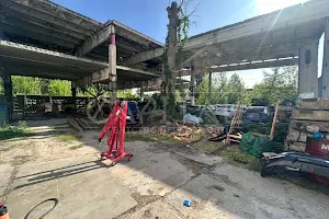 коммерческая по адресу Любомирська ул., 4а