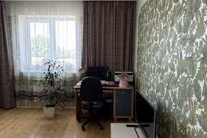 будинок за адресою Дніпровська