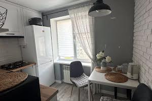 квартира по адресу вулиця Світанкова, 2А