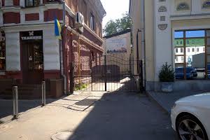 комерційна за адресою Степана Бандери вул. (Шмідта), 5/3