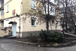 комерційна за адресою Степана Тельги, 65