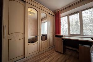 квартира за адресою П'ятницька вул., 68