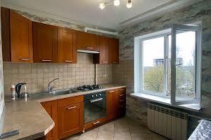 квартира за адресою Евгена Танцюры, 74/2