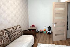 квартира за адресою Панаса Мирного вул., 11