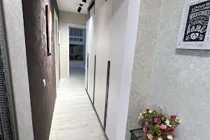 квартира за адресою Джерельна, 1