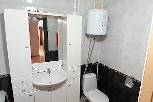 квартира за адресою Прибузька вул., 20