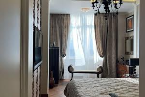 квартира по адресу Французский бульв., 22/3