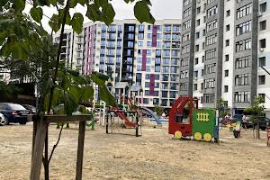 квартира за адресою Макогона вул., 23А