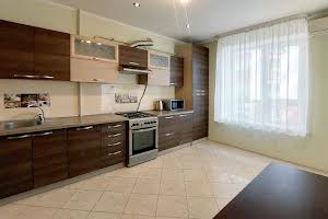 квартира за адресою Степана Бандери вул., 71