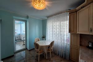 квартира по адресу Будівельників, 3