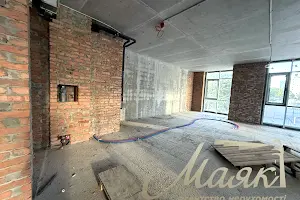 комерційна за адресою Андрія Верхогляда вул. (Михайла Драгомирова), 20