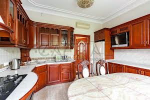 будинок за адресою Берегова вул., 3