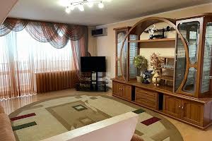 квартира по адресу АК.Тамма, 5