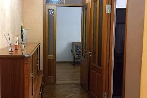 квартира за адресою Дмитра Яворницького просп. (Карла Маркса), 99