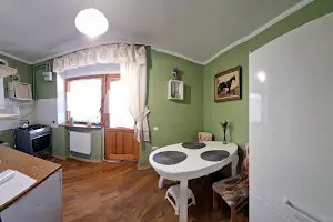 квартира за адресою Хмельницького, 9