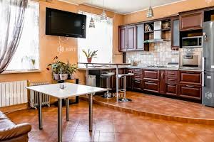 квартира за адресою Ньютона вул., 8 А