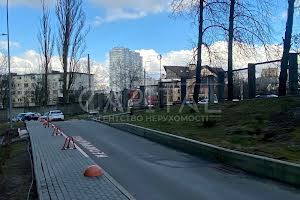 комерційна за адресою Любомира Гузара просп. (Космонавта Комарова), 1