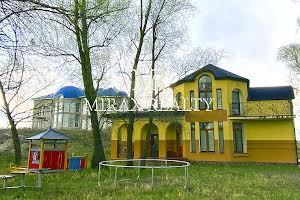 дом по адресу с. Вишенки, Набережна, 1