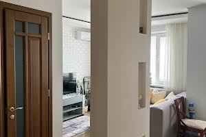 квартира за адресою Радісна вул., 11б