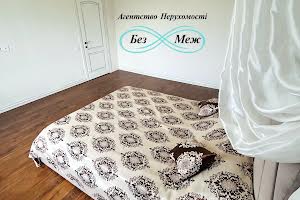будинок за адресою Харківська вул., 4