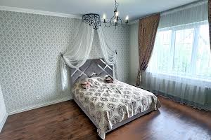 будинок за адресою Харківська вул., 4