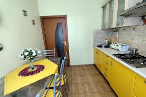 квартира за адресою Базарна вул., 66