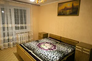 квартира за адресою Космонавтів просп., 72