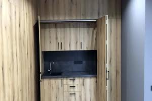 коммерческая по адресу Кловский спуск, 7
