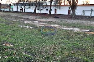 комерційна за адресою Паркова вул., 32