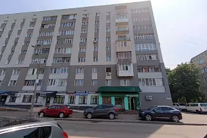комерційна за адресою Рівне, вул. Набережна, 14