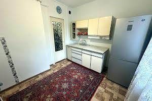 квартира за адресою Космонавта Комарова вул., 3