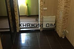 будинок за адресою с. Погреби, Садова, 1