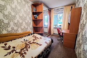 квартира за адресою Автозаводська вул., 17