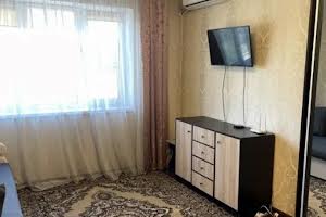 квартира за адресою Платанова вул., 82