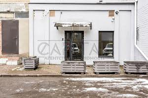 коммерческая по адресу Антоновича ул. (Горького), 90-92